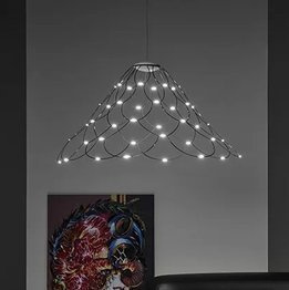 Żyrandol Sforzin Mrs Lamoi kolor czarny